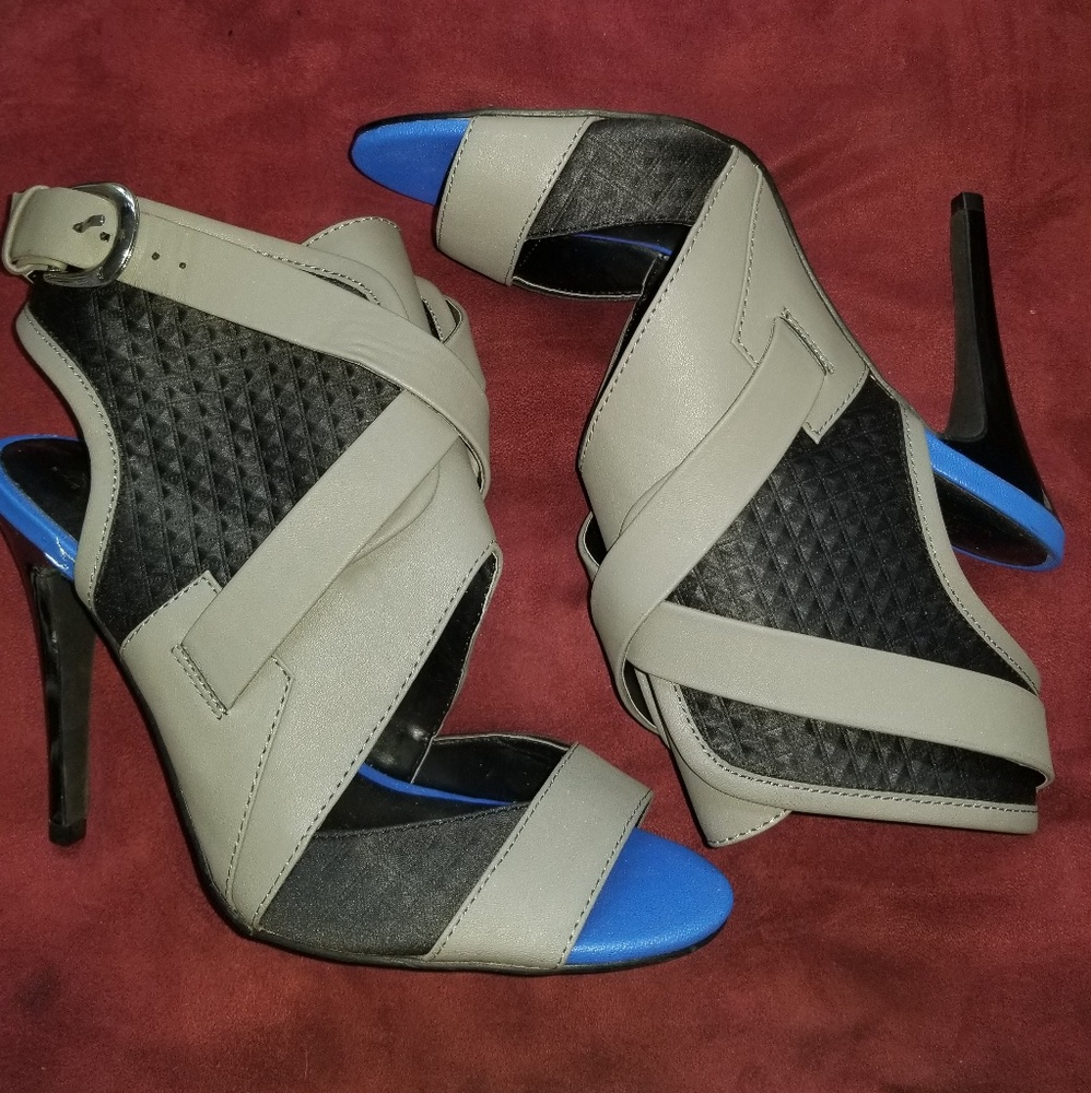 Chic heels